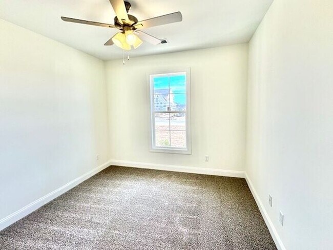Building Photo - Now Leasing In Olive Branch at Southbranch...