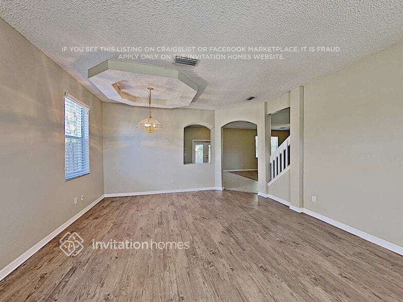 Building Photo - 345 Oak Springs Dr