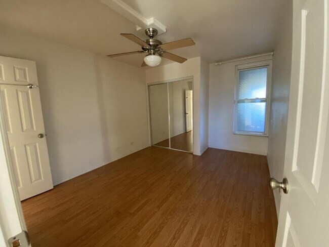 Building Photo - 495 Liholiho Street, Mount Thomas 204