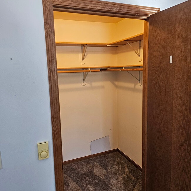 Building Photo - 284 Minz Park Cir