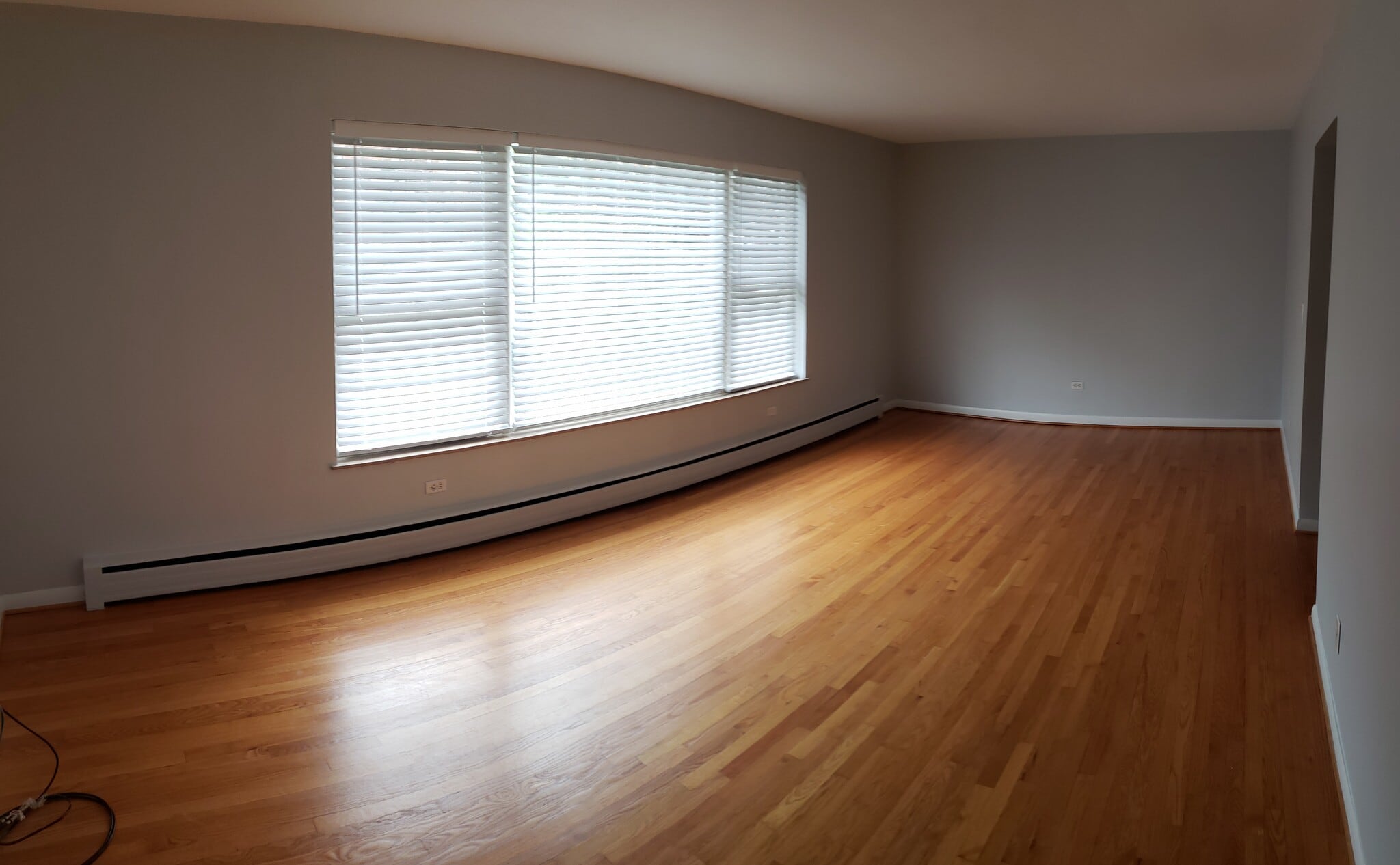 Building Photo - 5529 N Mango Ave