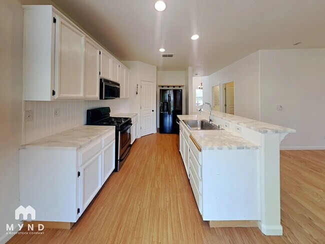 Building Photo - 2742 Chateau Montelena Way