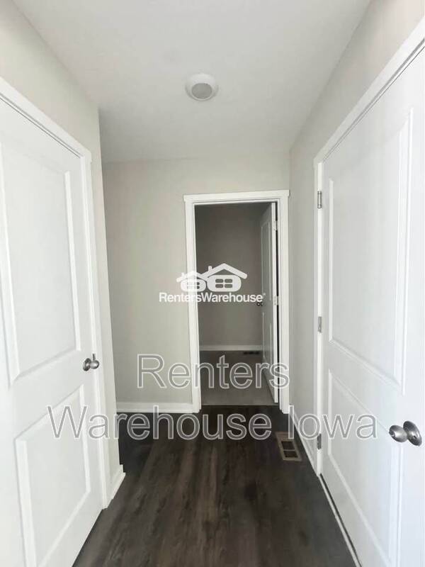 Building Photo - 4195 Cheyenne Ct