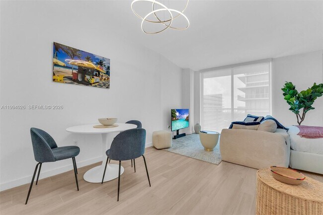 Building Photo - 1100 S Miami Ave