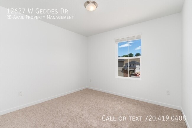 Building Photo - 12627 W Geddes Dr