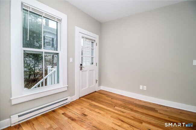 Building Photo - 23 S Main St