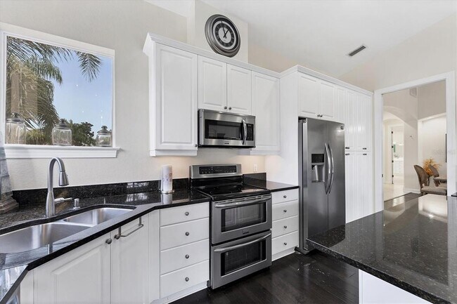 Building Photo - 5469 46th Ct W