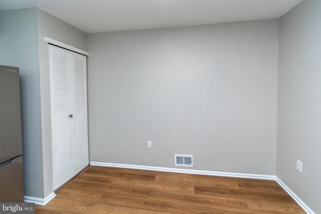 Building Photo - 69 Fisher Dr