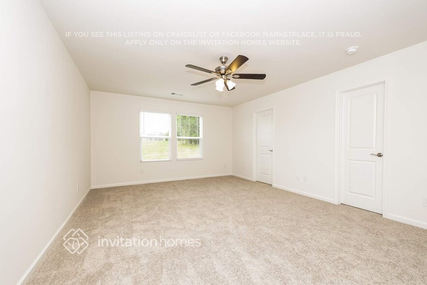 Building Photo - 430 Jet Strm Dr