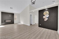 Building Photo - 632 Hitchen Post Dr