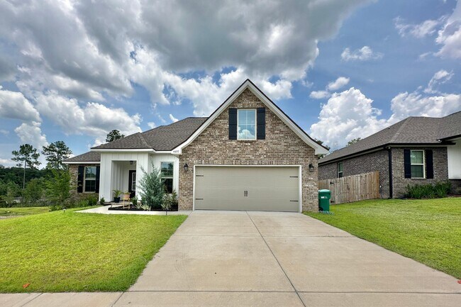 Building Photo - 4601 Jayhawk Dr