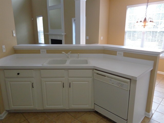 Building Photo - 104 Edenberry Way