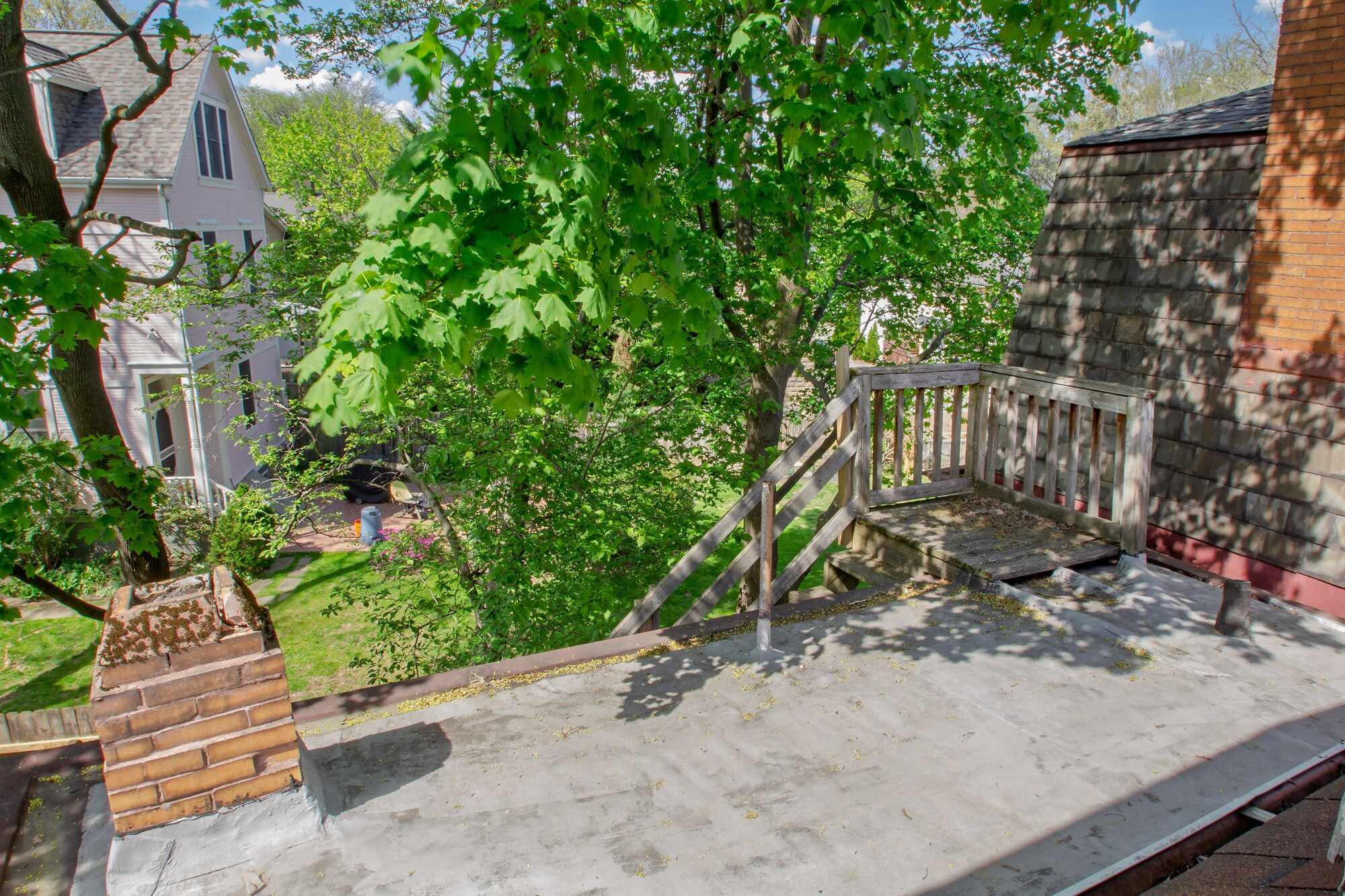 Building Photo - 405 Biddle Ave