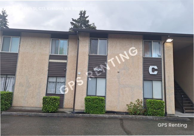 Building Photo - Fully Renovated Ground-Floor Unit – No Steps!