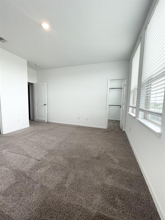 Building Photo - 4022 Balboa Dr