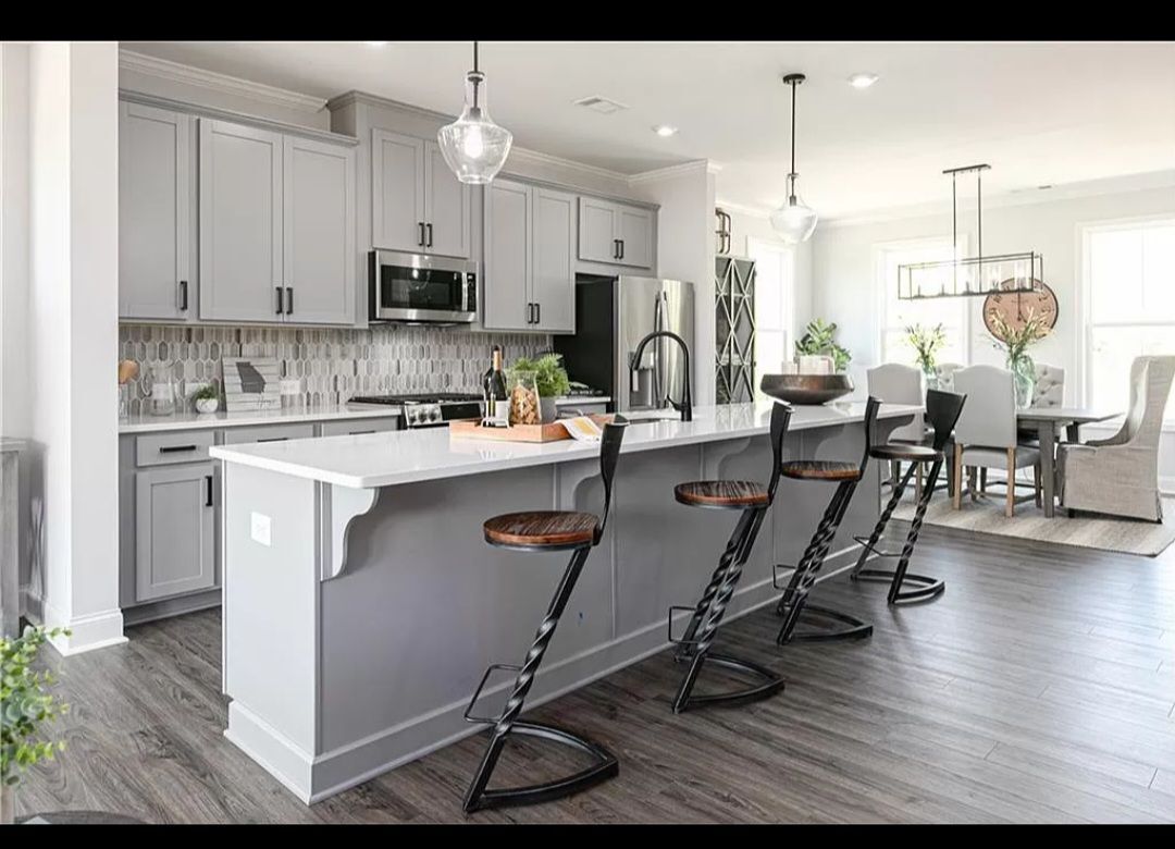 Building Photo - 913 Colton Dr