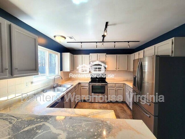 Building Photo - 2135 Sunset Maple Ln