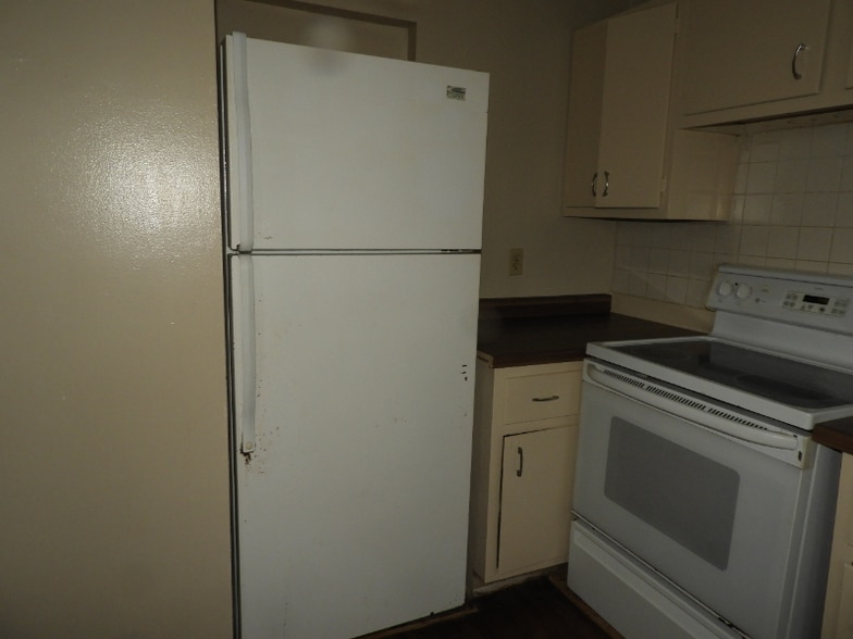 Building Photo - 6006 Dickson Rd