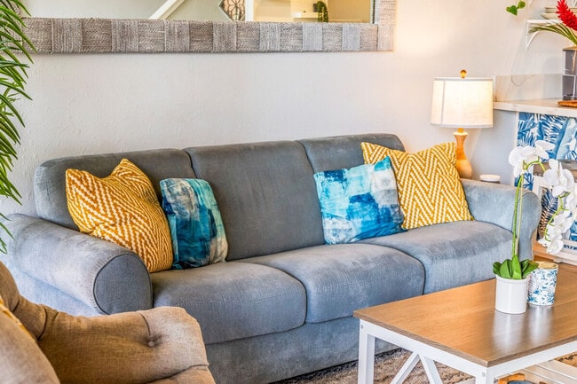 Building Photo - 938 S Kihei Rd