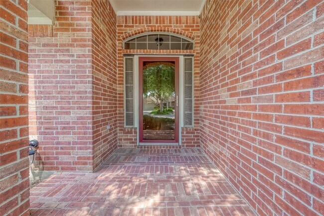 Building Photo - 7206 Spring Meadow Ln