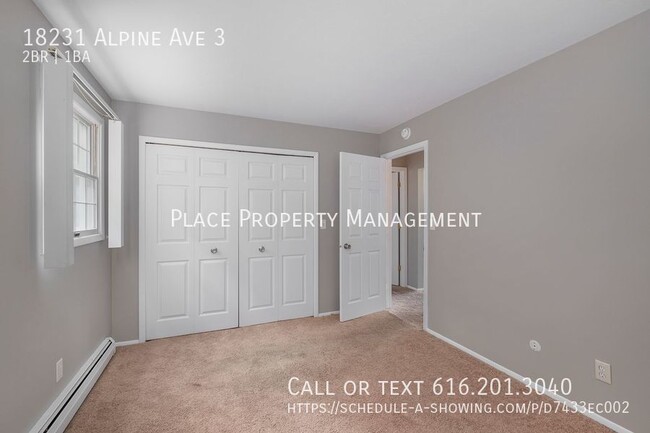 Building Photo - 18231 Alpine CT #3 - Upper level 2bed/1bat...