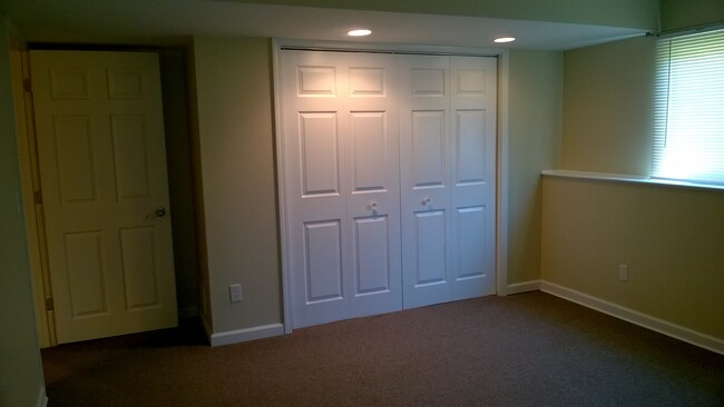 Lower BR - 9644 Meadowland Ct
