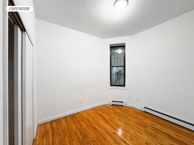 Building Photo - 372 Manhattan Ave