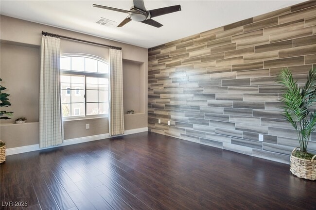 Building Photo - 2000 Solvang Mill Dr