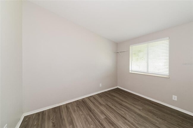 Building Photo - 5111 22nd St Ct E