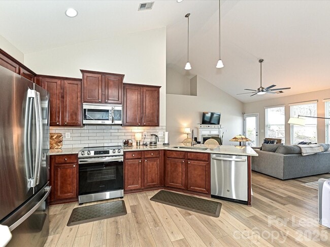 Building Photo - 17405 Caldwell Track Dr