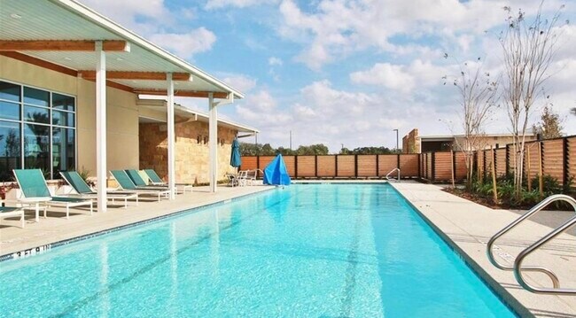 Building Photo - 5034 Morrison Dr