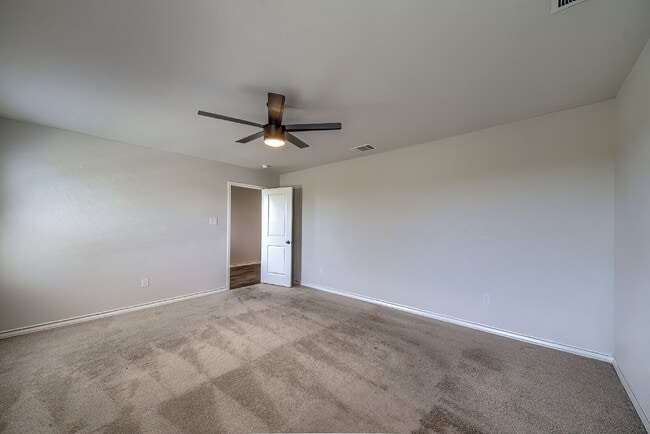 Building Photo - Welcome to this beautifully maintained 4-bedroom, 2-bathroom home in the highly desirable Whisper...