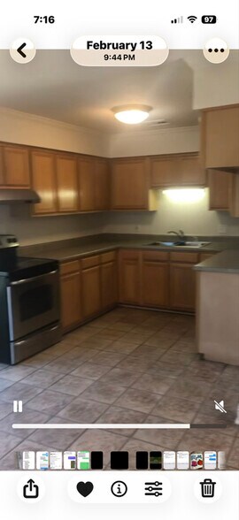 Building Photo - 184 S Concord Rd