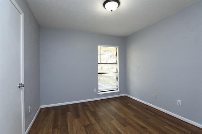 Building Photo - 3903 Coltwood Dr