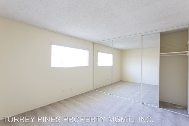 Building Photo - 3850-3860 Haines St