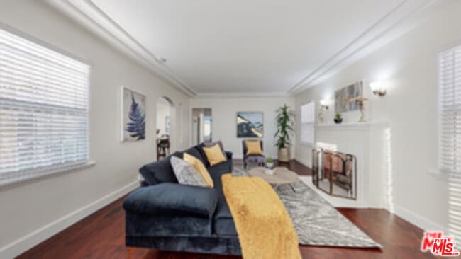 Building Photo - 2059 W 83rd St