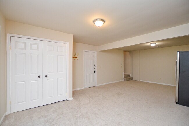 Building Photo - Primary Suite with Sauna | Finished Basement | Private Backyard Retreat | Tega Cay 3 Bedrooms | 3...