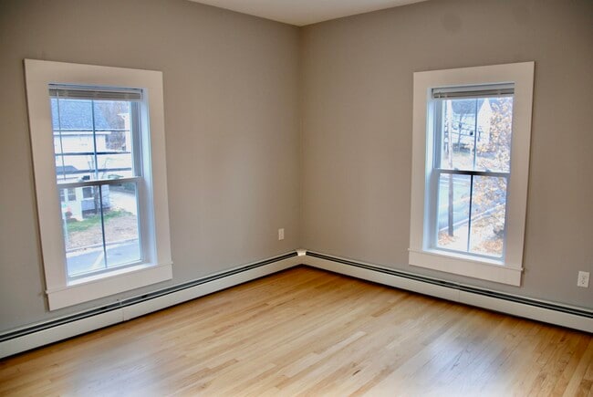 Building Photo - 34 Broadway