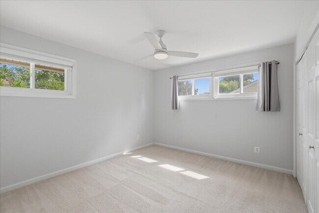 Building Photo - Charming 4-Bedroom Springfield Rambler Near Lake Accotink Park