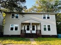 Building Photo - A Great Living Space in the Heart of the C...
