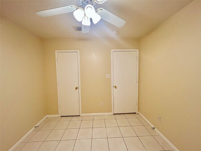 Building Photo - 15111 Falmouth Ave