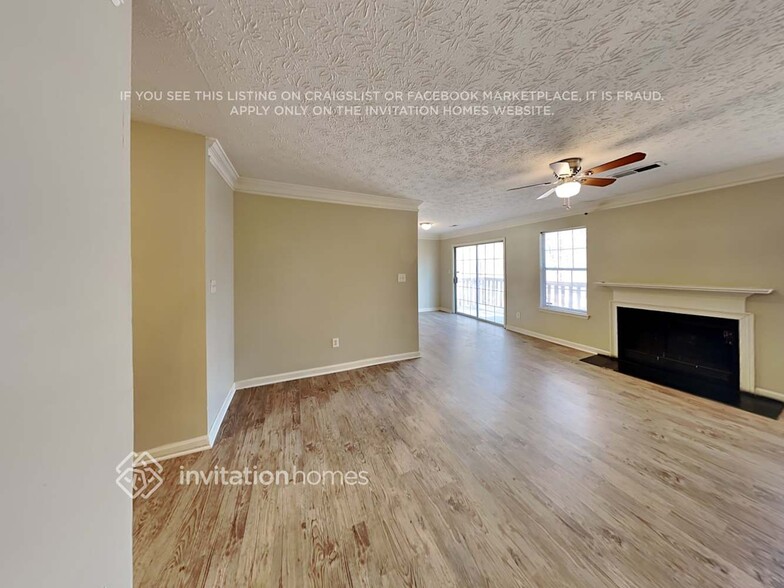 Building Photo - 2978 Rapids Dr