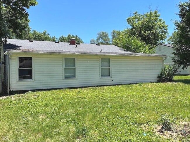 Building Photo - 1433 Hillcrest Dr