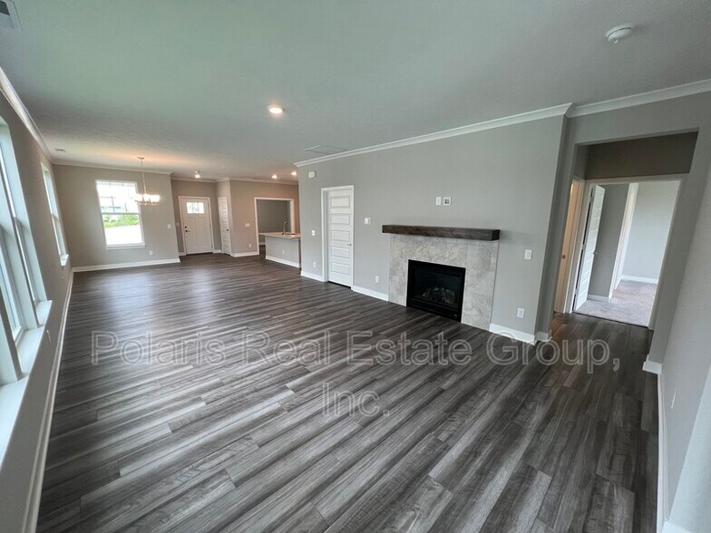 Building Photo - 1674 Garwood Dr