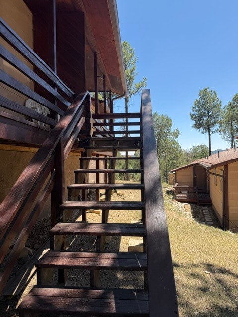Building Photo - 303 Racquet Dr