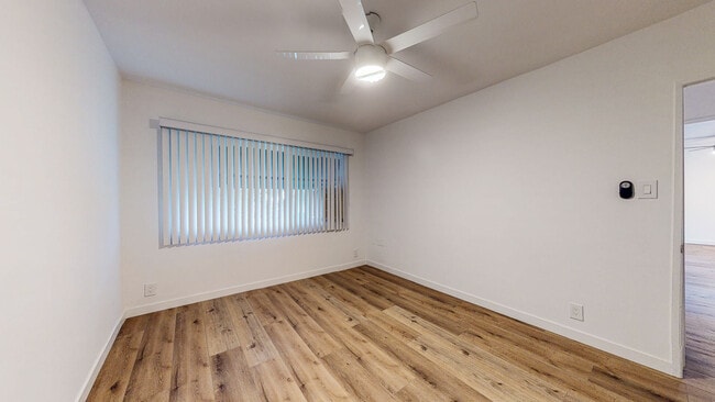 Building Photo - 16721 Sherman Way