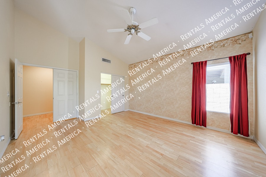 Building Photo - 15237 S 47th Way