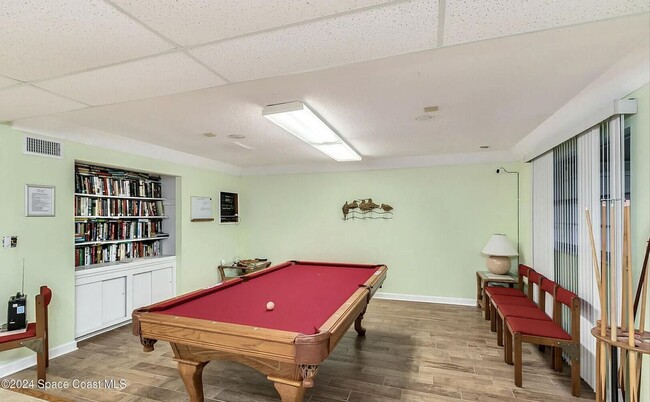 Building Photo - 126 Lancha Cir
