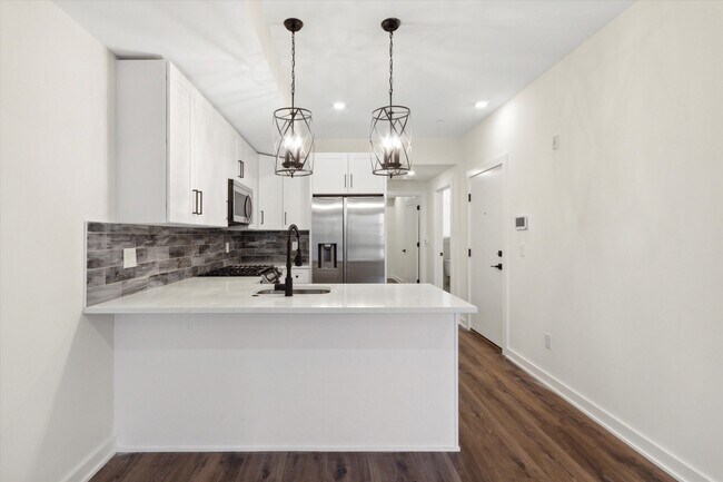 Building Photo - 1826 Frankford Ave