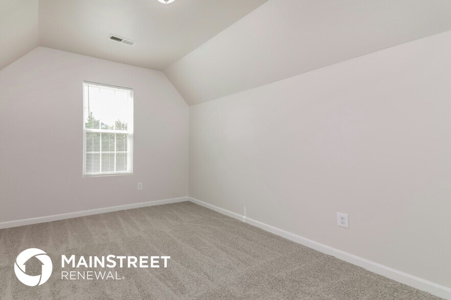 Building Photo - 3445 Kernstown Dr